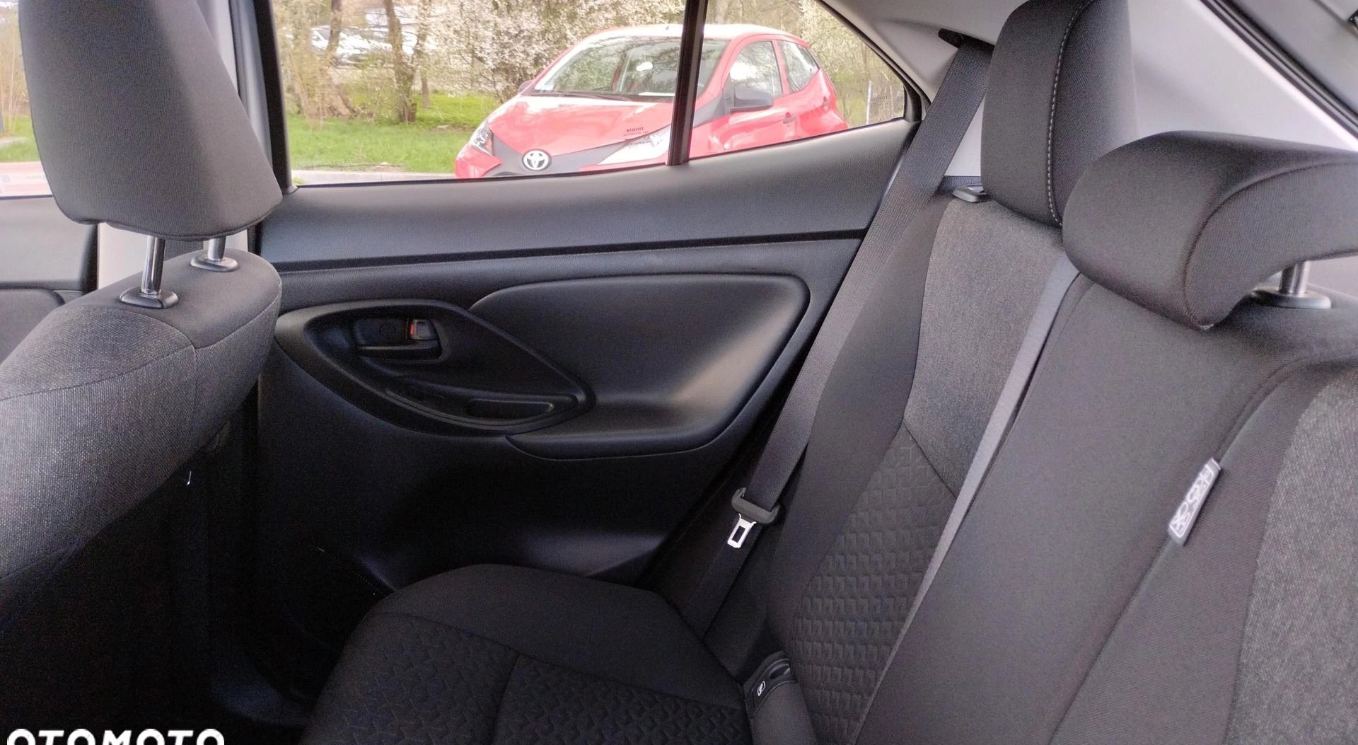 Toyota Yaris Cross cena 114900 przebieg: 10754, rok produkcji 2023 z Kańczuga małe 301
